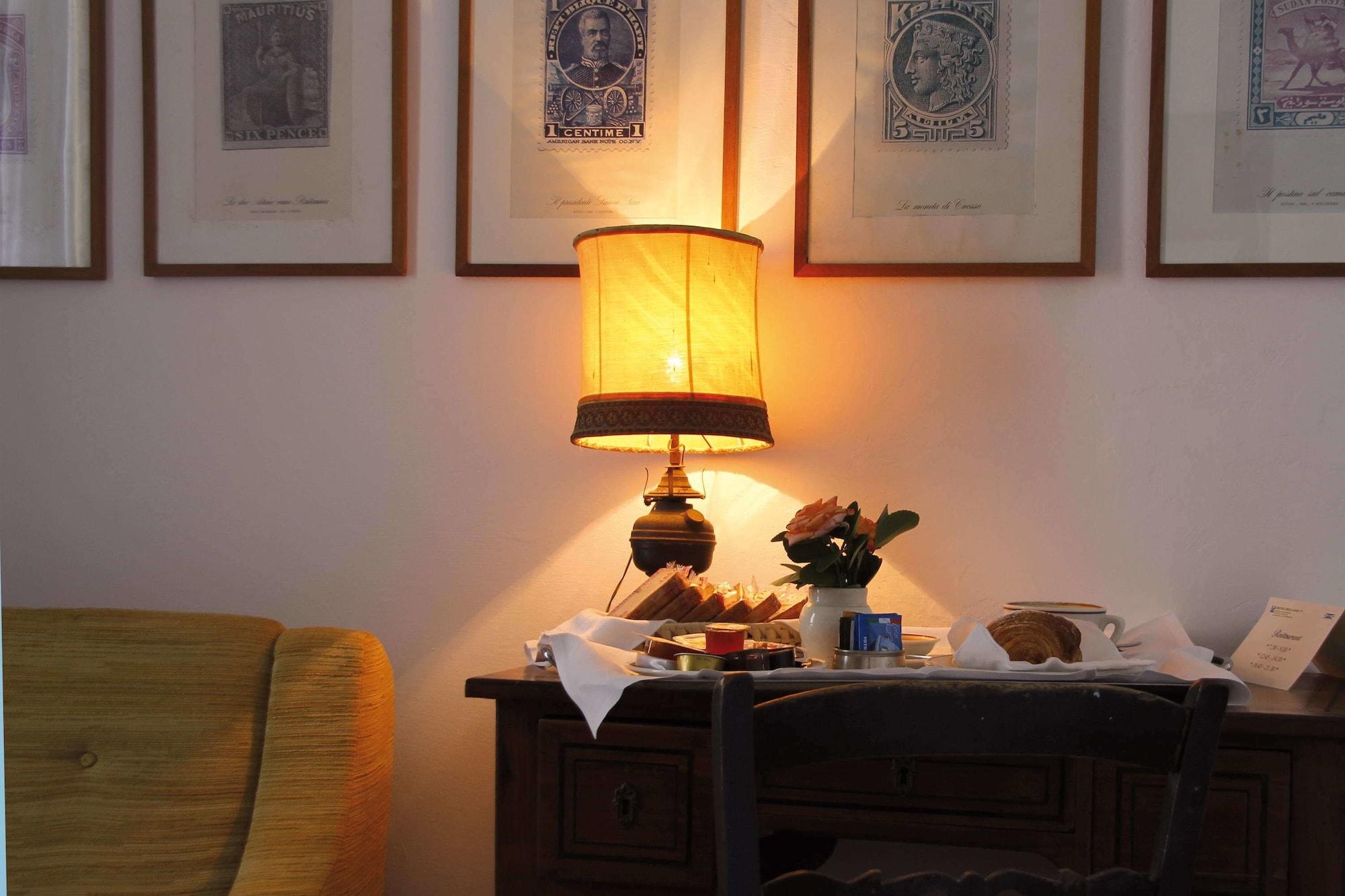 Hotel Della Baia Baia Domizia Dış mekan fotoğraf