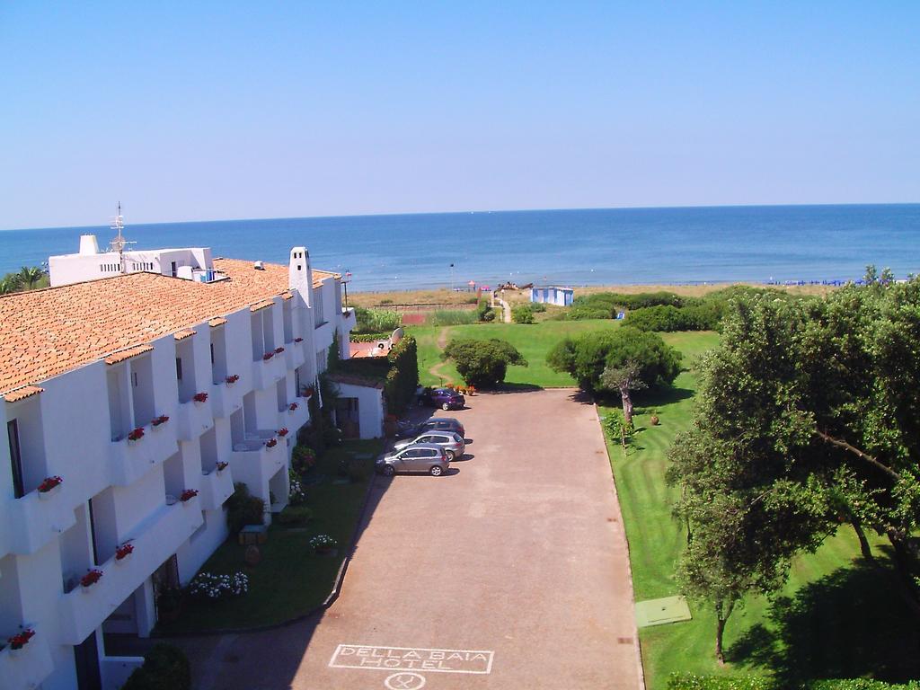 Hotel Della Baia Baia Domizia Dış mekan fotoğraf